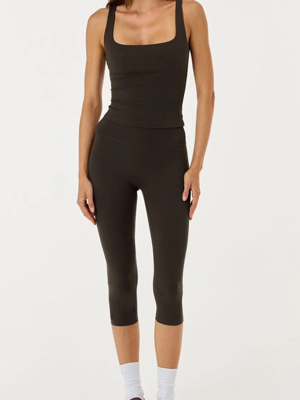 New CSB Form Invisible Scrunch Capri Leggings Dark Chocolate XS